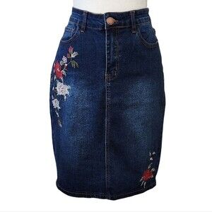 Oak & Poppy Floral Embroidered Denim Skirt 5 Pocket Dark Blue Women's Medium